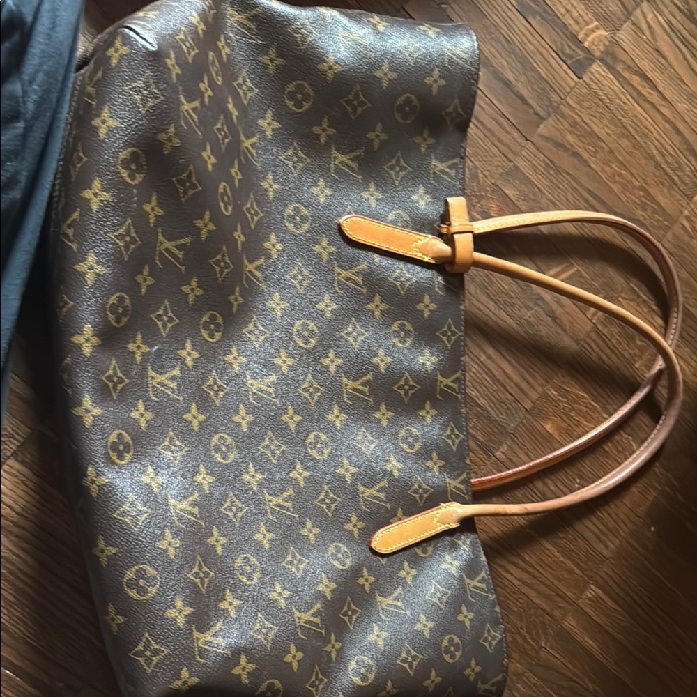 Louis Vuitton Monogram Tote Bag excellent